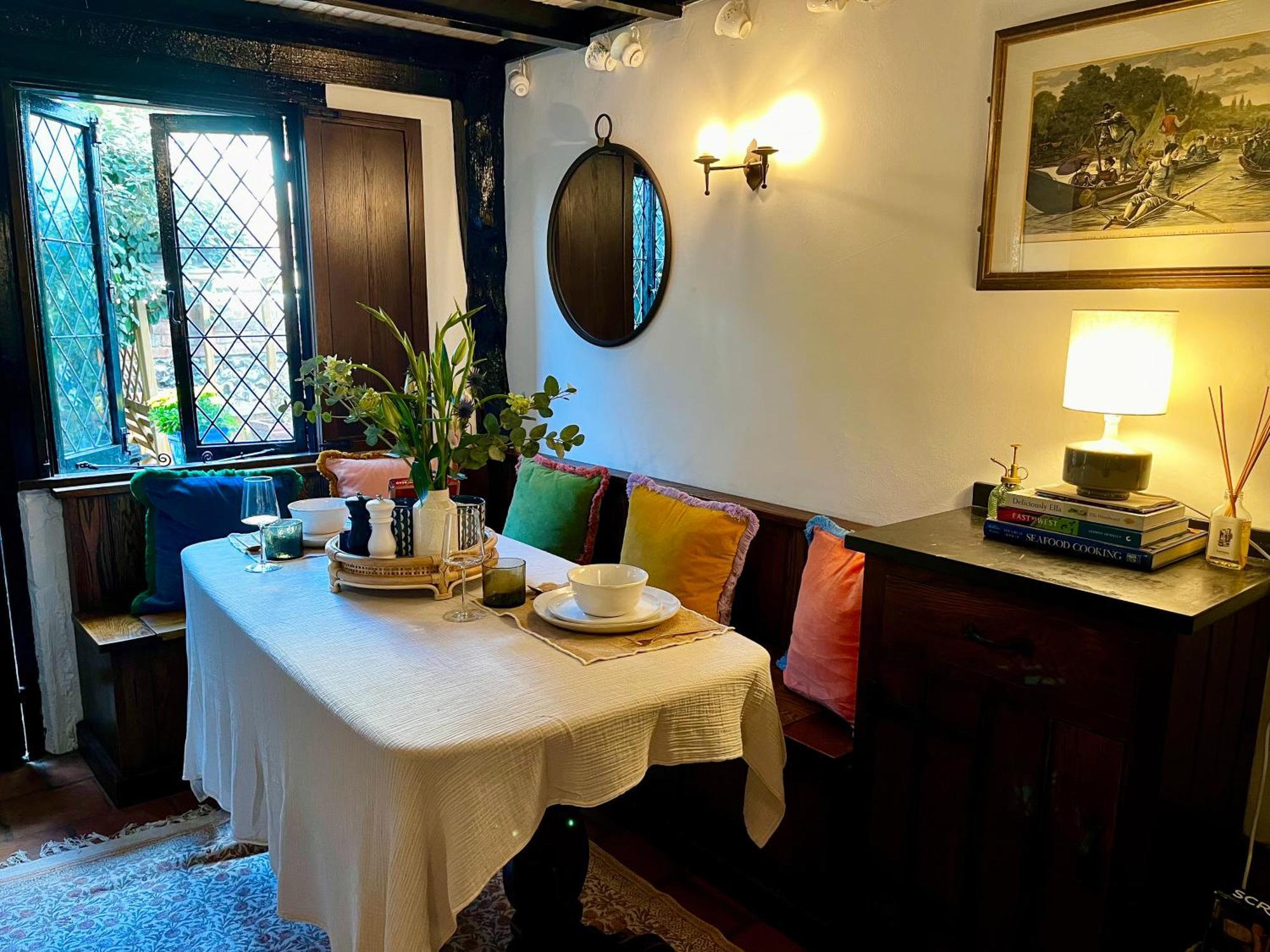15Th Century Tiny Character Cottage-Henley Centre Luaran gambar